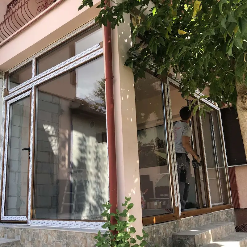 pvc zastakljivanje tesase u Kikindi