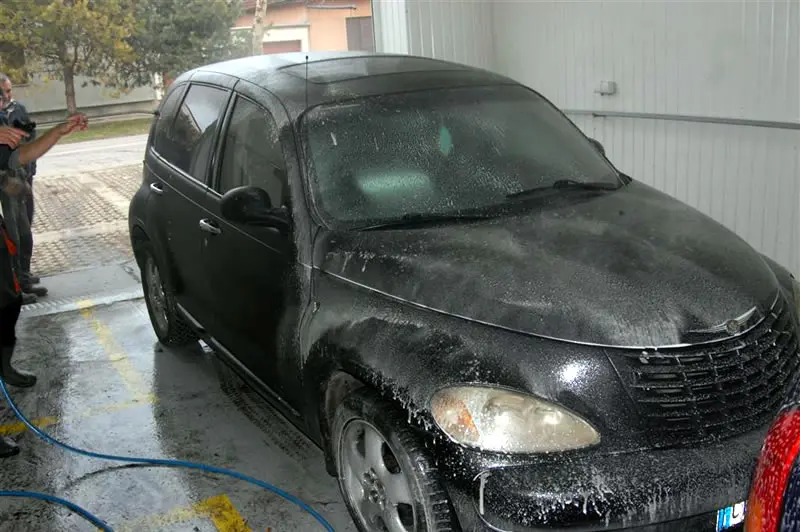 Samouslužna auto perionica u Kikindi